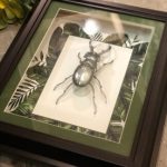 Cuadro 3D escarabajo plata palmas