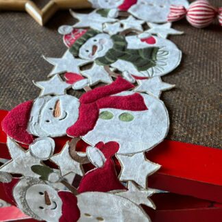 Camino snowmans bordado