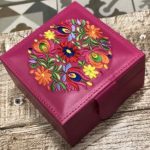 Joyero Mini Rosa con Bordado de Flores